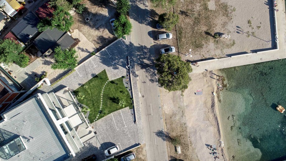 CROWONDER  Superior Apartments and Rooms Oaza with Heated Swimming Pool, Gym and Sauna- Room R102