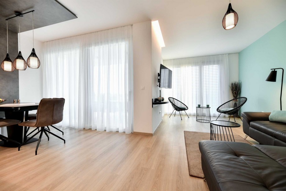 CROWONDER Superior Apartments and Rooms Oaza with Heated Swimming Pool, Gym and Sauna- Apartment A102 Family (4+2) with Sea View