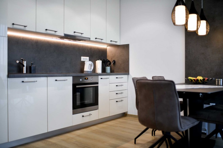 CROWONDER Superior Apartments and Rooms Oaza with Heated Swimming Pool, Gym and Sauna- Apartment A102 Family (4+2) with Sea View