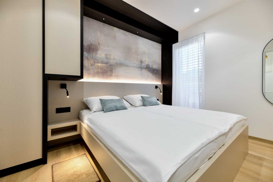 CROWONDER Superior Apartments and Rooms Oaza with Heated Swimming Pool, Gym and Sauna- Apartment A102 Family (4+2) with Sea View