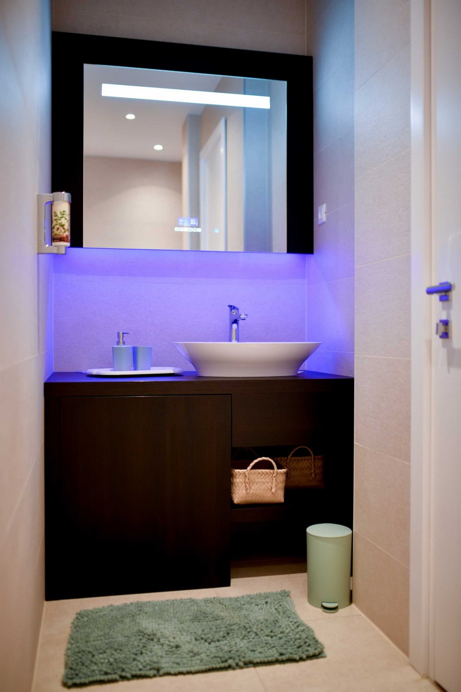 CROWONDER Superior Apartments and Rooms Oaza with Heated Swimming Pool, Gym and Sauna- Apartment A102 Family (4+2) with Sea View