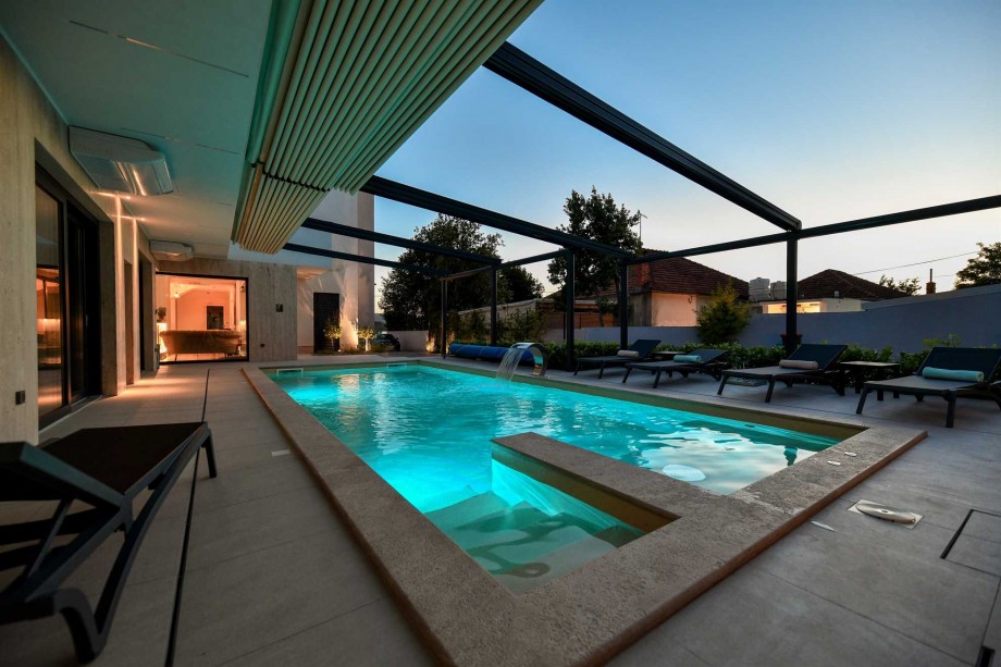 CROWONDER Superior Apartments and Rooms Oaza with Heated Swimming Pool, Gym and Sauna- Apartment A204 Family (4+2) with Sea View