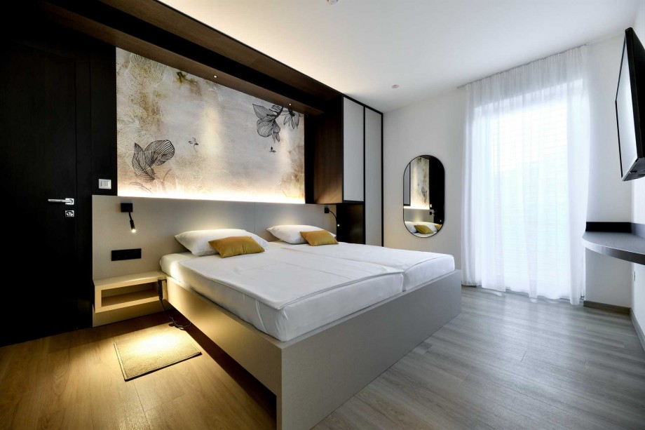 CROWONDER Superior Apartments and Rooms Oaza with Heated Swimming Pool, Gym and Sauna- Apartment A204 Family (4+2) with Sea View