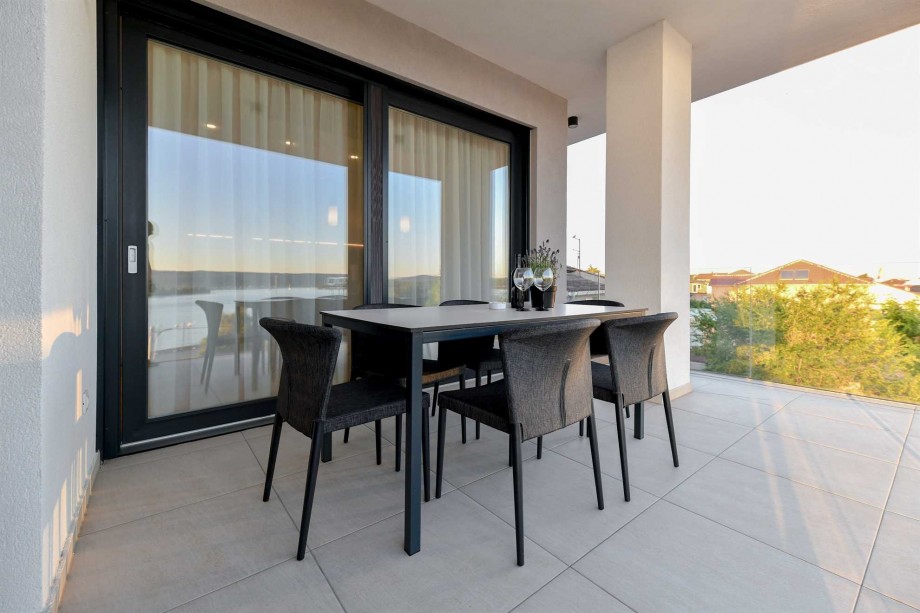 CROWONDER Superior Apartments and Rooms Oaza with Heated Swimming Pool, Gym and Sauna- Apartment A204 Family (4+2) with Sea View
