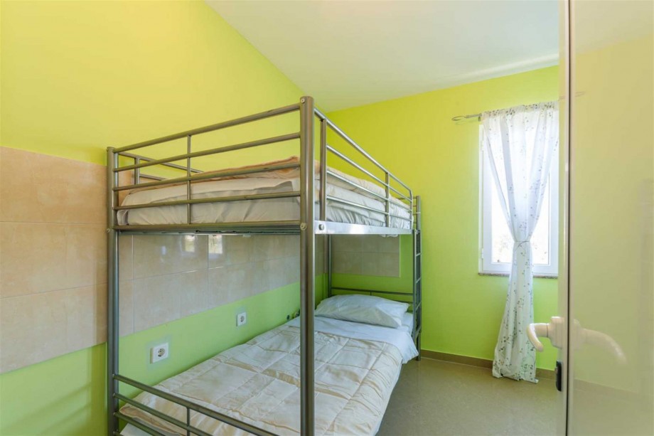 CROWONDER Sun & Fun Apartaments with Swimming Pool - Apartment Green Olives for 10 people