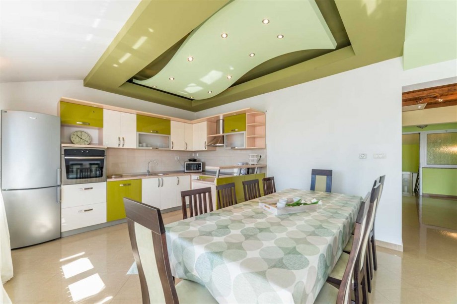 CROWONDER Sun & Fun Apartaments with Swimming Pool - Apartment Green Olives for 10 people