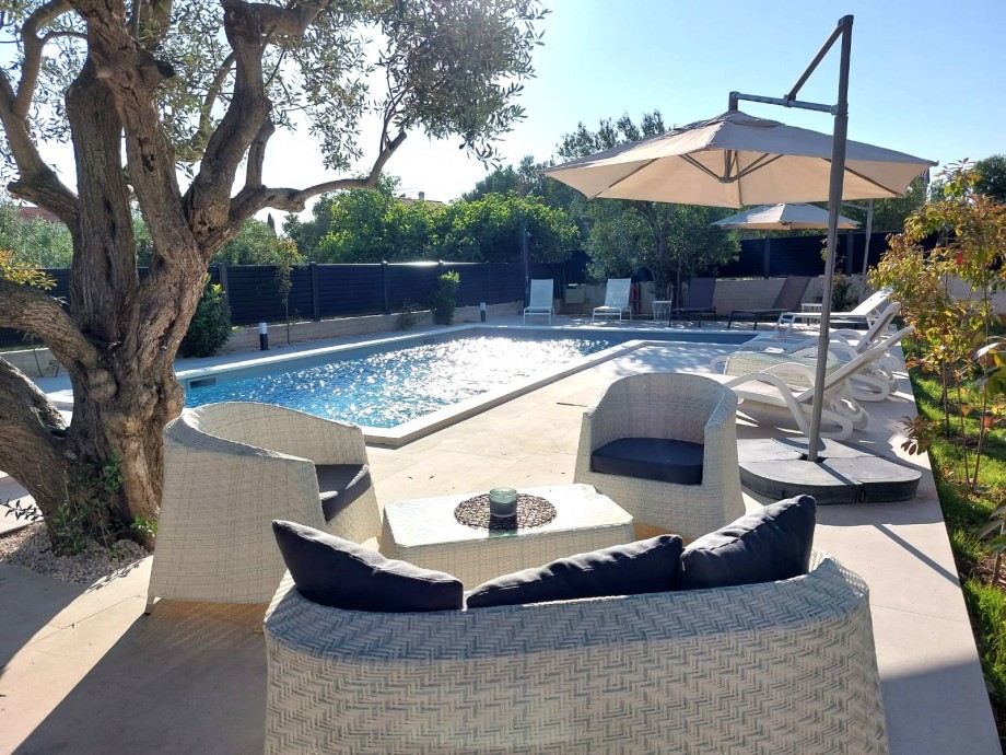 Crowonder Sun Dance Apartments-  Apartment A1 with Heated Swimming Pool, Seaview and Green Garden