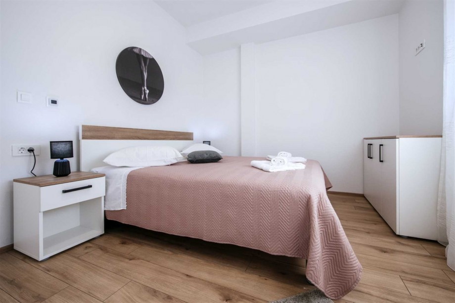 Crowonder Sun Dance Apartments-  Apartment A1 with Heated Swimming Pool, Seaview and Green Garden