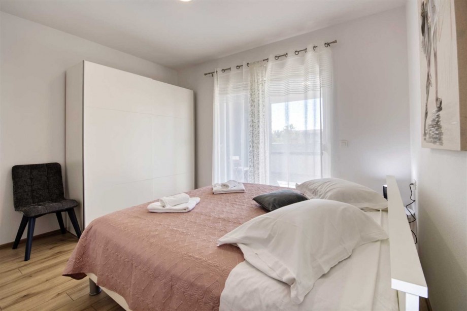 Crowonder Sun Dance Apartments-  Apartment A1 with Heated Swimming Pool, Seaview and Green Garden