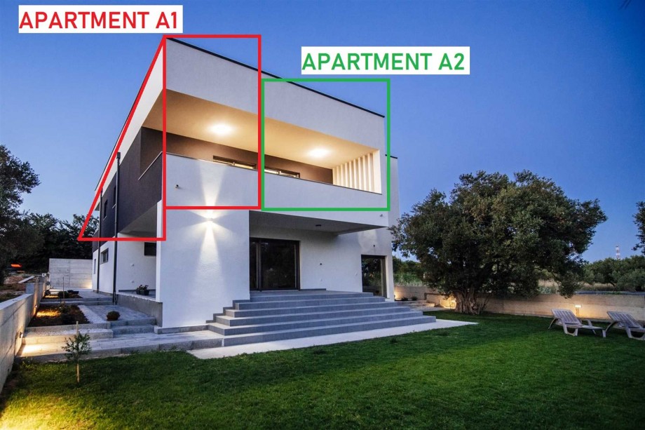 Crowonder Sun Dance Apartments-  Apartment A1 with Heated Swimming Pool, Seaview and Green Garden