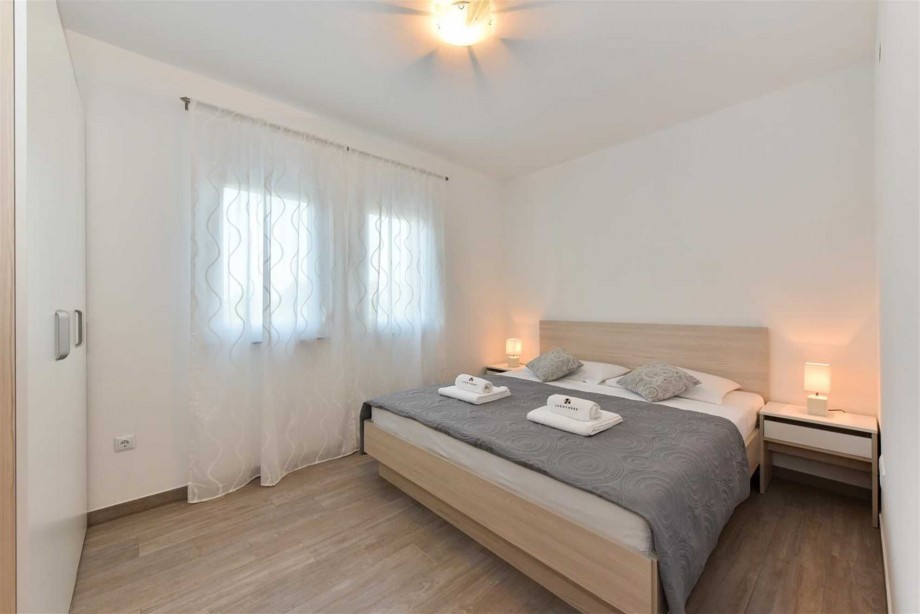 CROWONDER Luxury Vir Apartments- Apartment A1