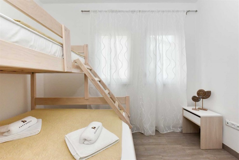 CROWONDER Luxury Vir Apartments- Apartment A1