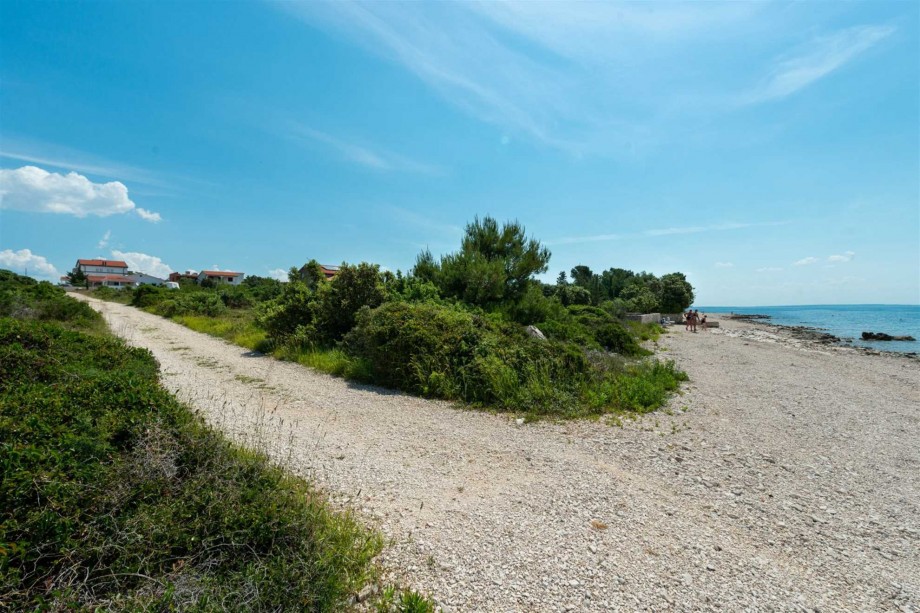 CROWONDER Luxury Vir Apartments- Apartment A5 with Sea View