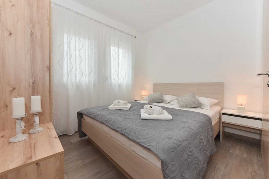 CROWONDER Luxury Vir Apartments- Apartment A4 with Sea View