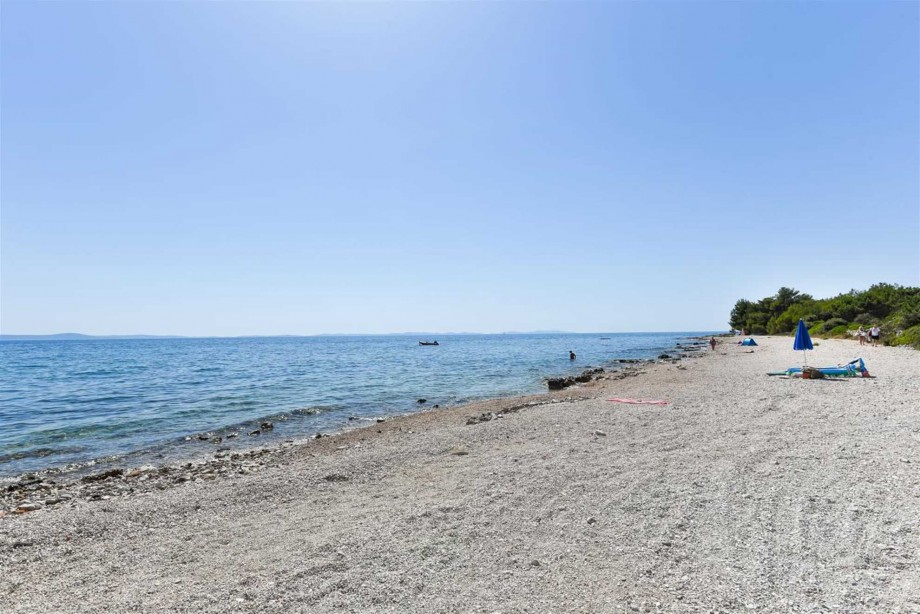 CROWONDER Luxury Vir Apartments- Apartment A4 with Sea View