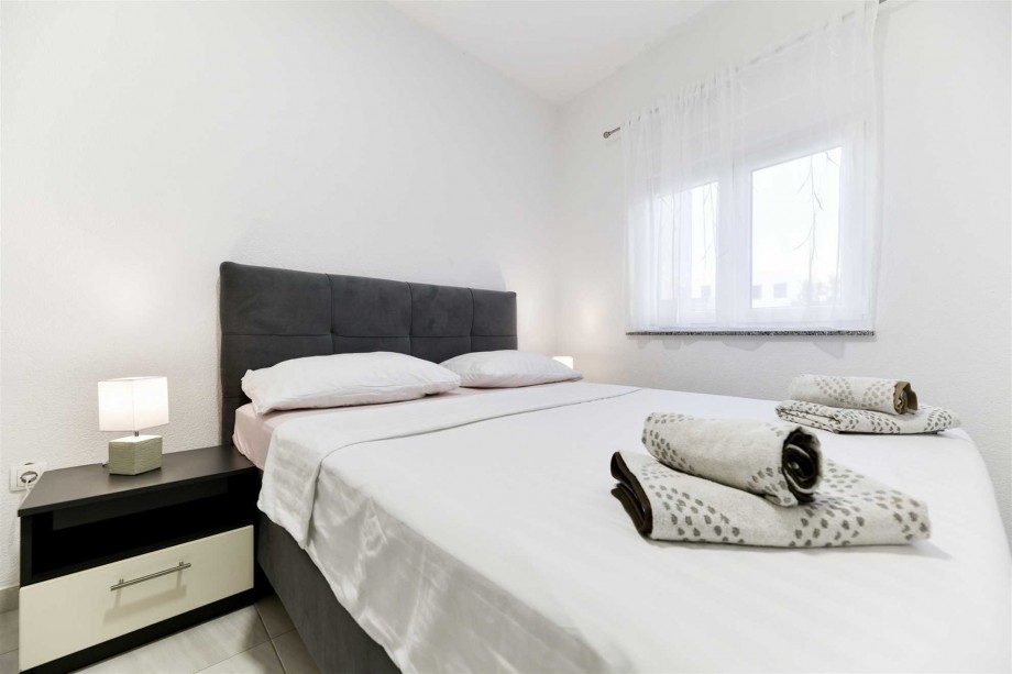 CROWONDER Villa Smile with Swimming Pool