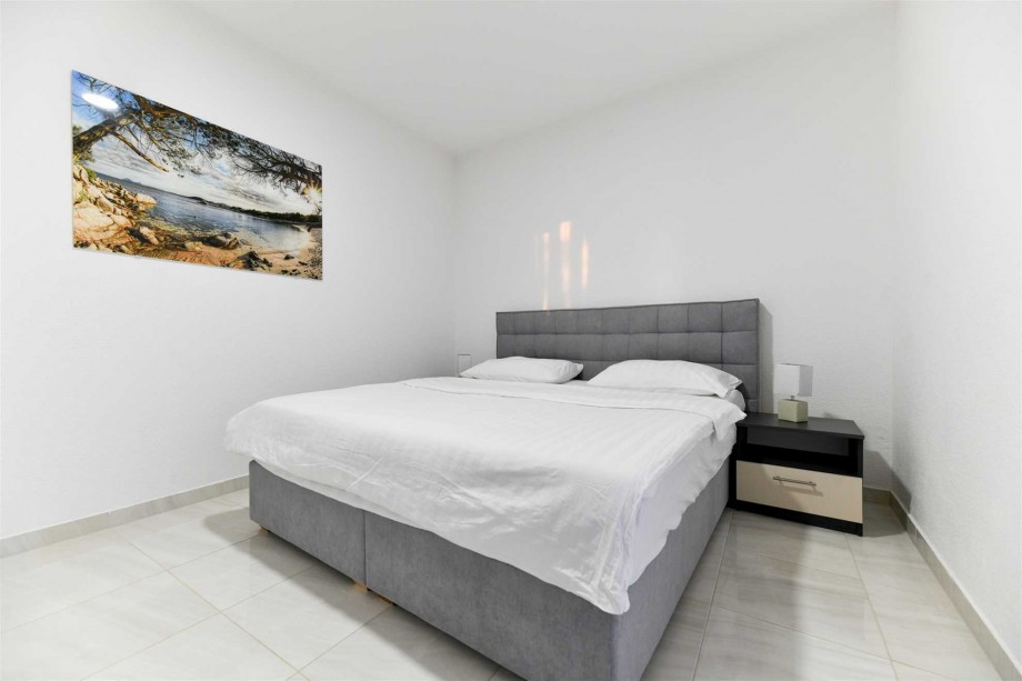 CROWONDER Villa Smile with Swimming Pool