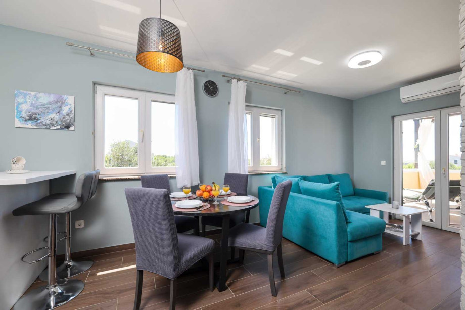 CROWONDER Sunset Apartments - Apartment A1 with Jacuzzi and Sea View