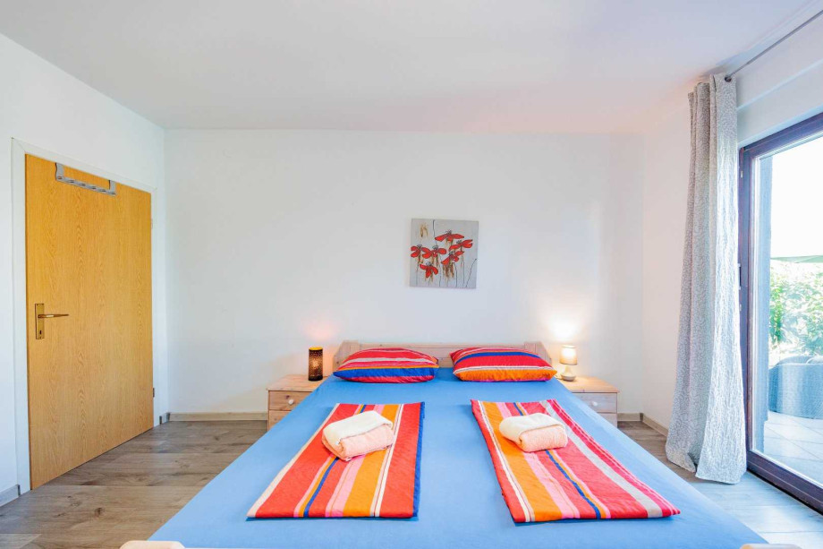 Crowonder Lucky Apartment A1 with swimming pool