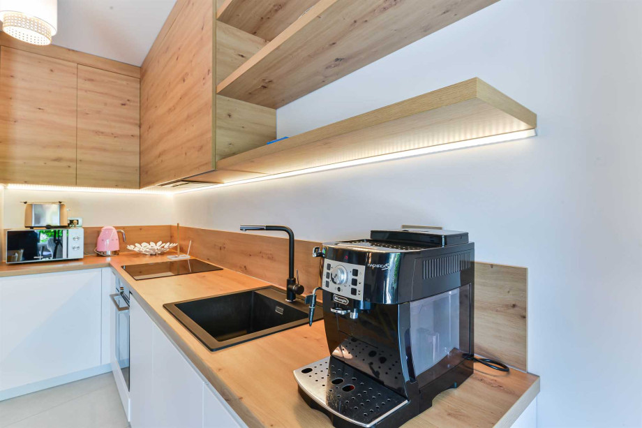 CROWONDER Adriatic Premium Villa Vodice near the beach