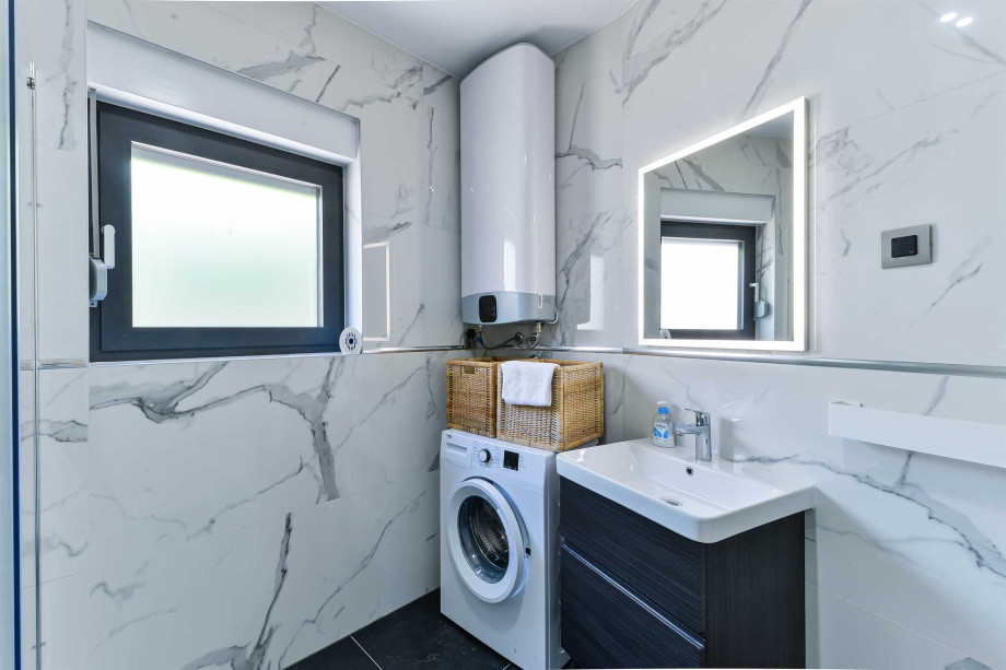 CROWONDER Adriatic Premium Villa Vodice near the beach