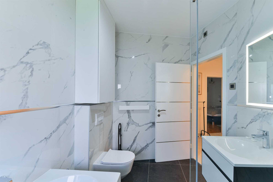 CROWONDER Adriatic Premium Villa Vodice near the beach