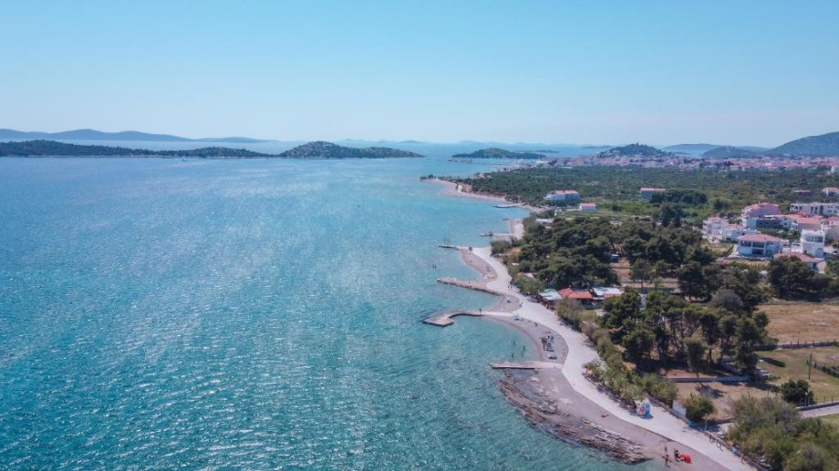 CROWONDER Adriatic Premium Villa Vodice near the beach