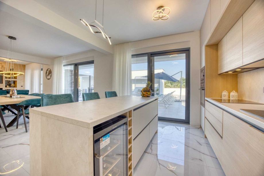 CROWONDER Villa Elena with Two Swimming Pools and Sauna