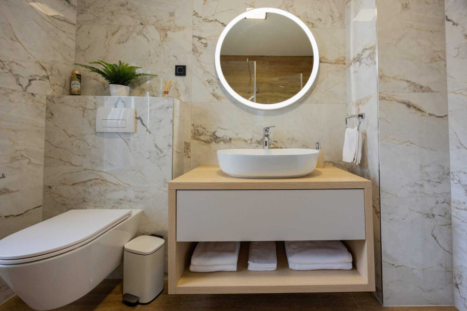 CROWONDER Villa Elena with Two Swimming Pools and Sauna