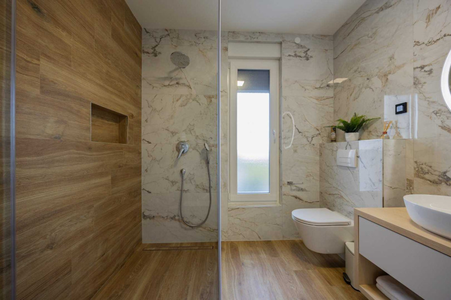 CROWONDER Villa Elena with Two Swimming Pools and Sauna