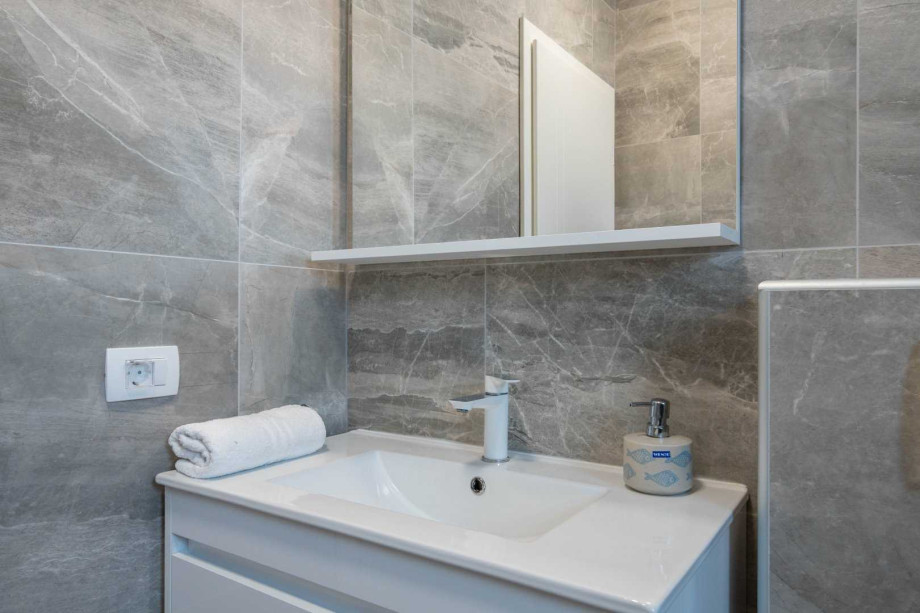 Crowonder Luxury Pag Apartments-  with Seaview Ap. A1