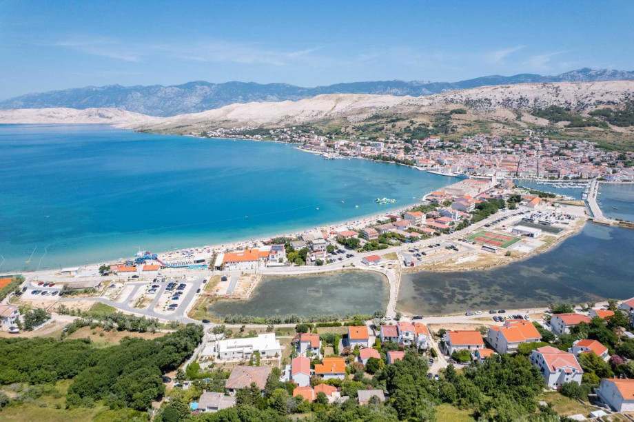 Crowonder Luxury Pag Apartments-  with Seaview Ap. A1