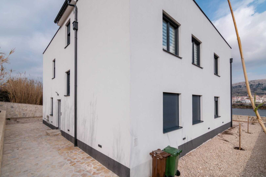 Crowonder Luxury Pag Apartments-  with Seaview Ap. A1