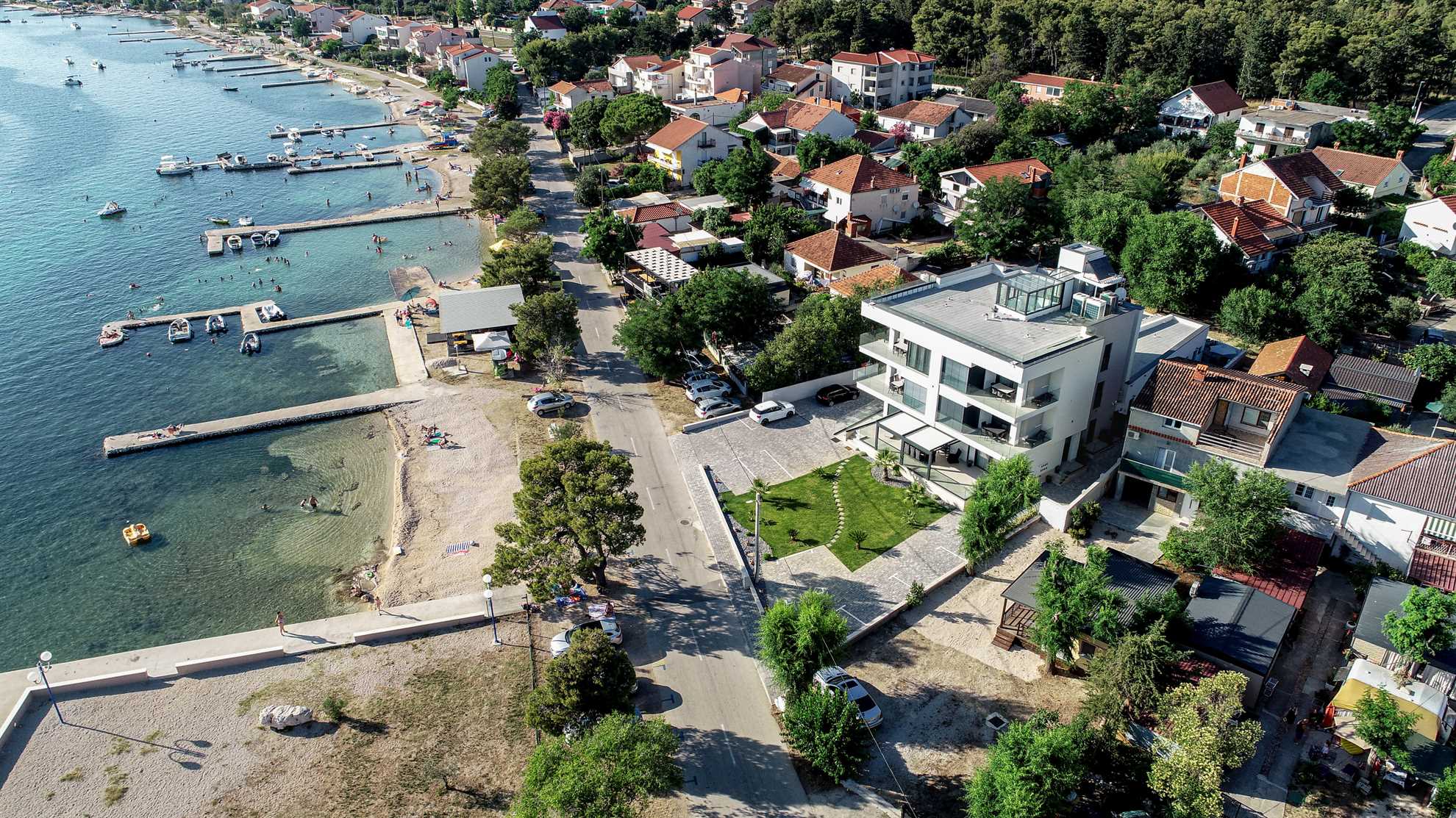 CROWONDER Apartments & Rooms Oaza with Heated Swimming Pool - Ap. A101 Family (4+2) with Sea View