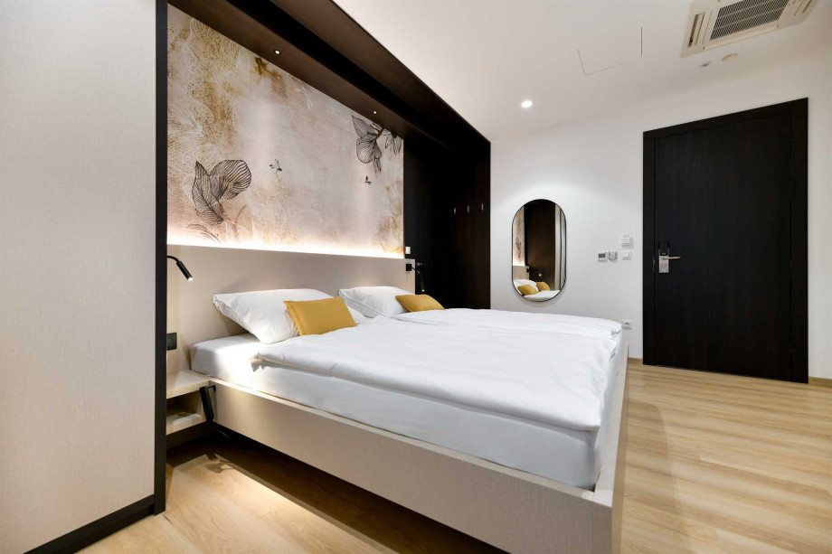 CROWONDER Apartments & Rooms Oaza with Heated Swimming Pool - Ap. A101 Family (4+2) with Sea View