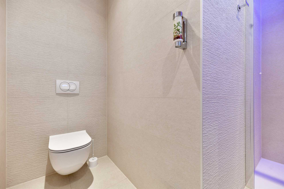 CROWONDER Apartments & Rooms Oaza with Heated Swimming Pool - Ap. A101 Family (4+2) with Sea View