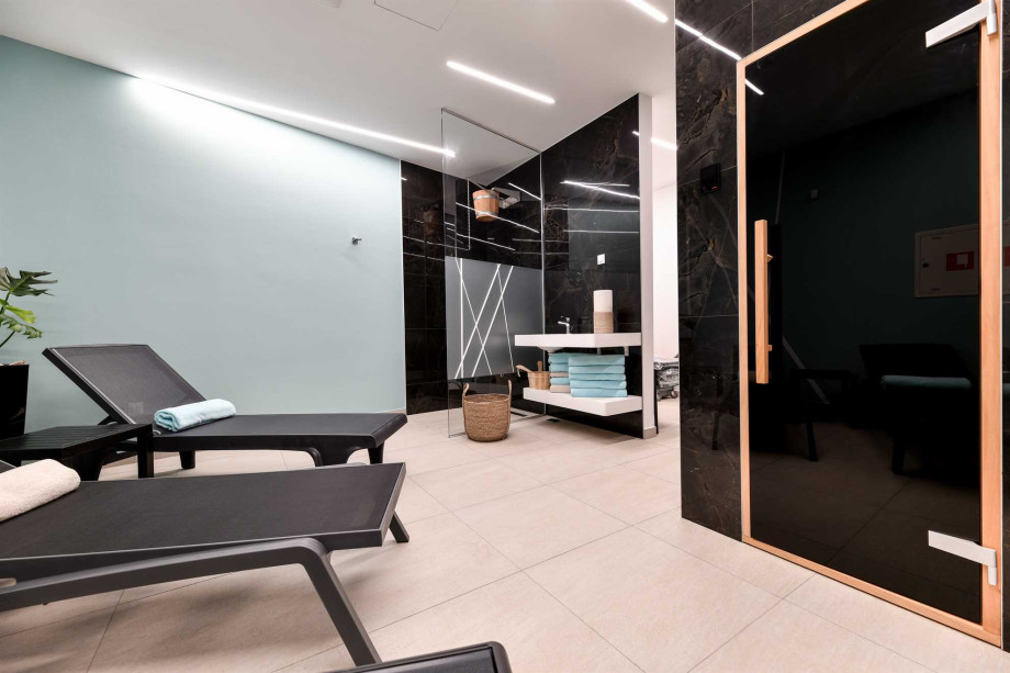 CROWONDER Apartments & Rooms Oaza with Heated Swimming Pool - Ap. A101 Family (4+2) with Sea View