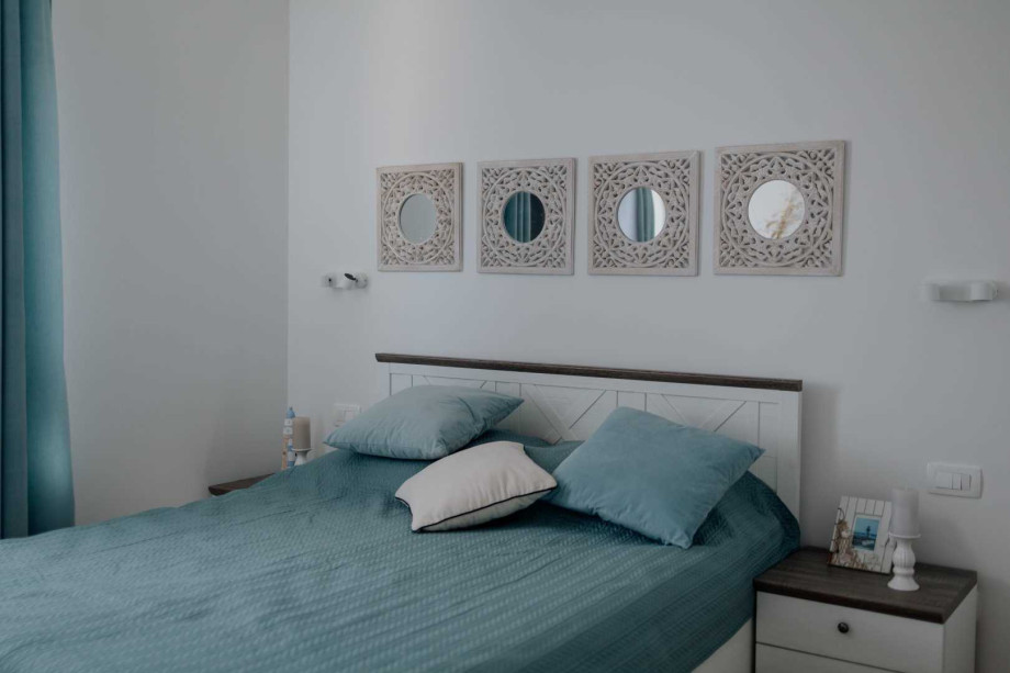 CROWONDER Villa Pinia with Swimming Pool