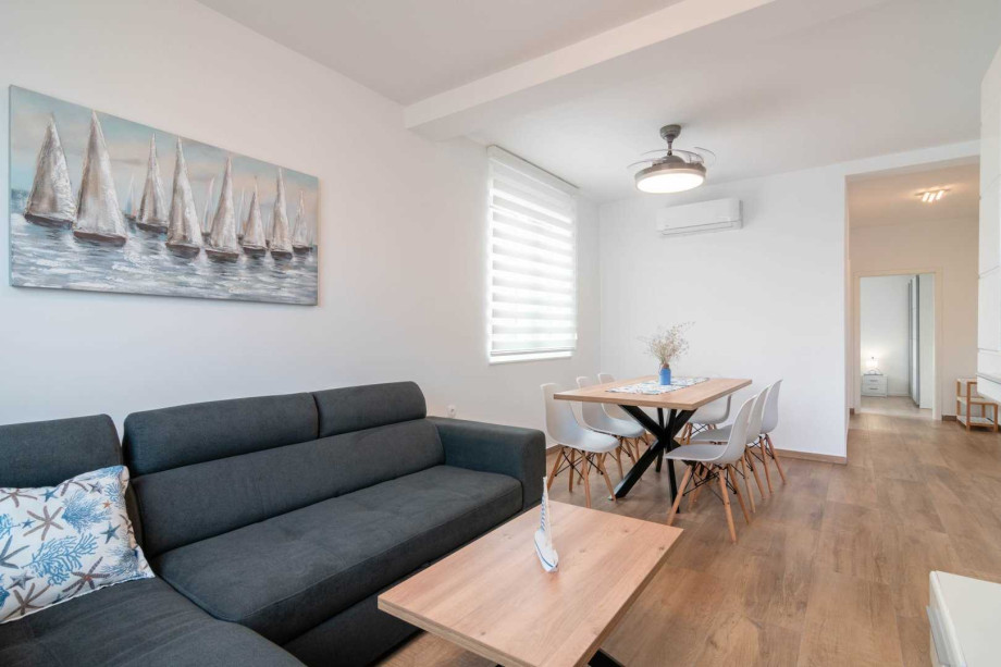 Crowonder Luxury Pag Apartments -  with Seaview Ap. A2