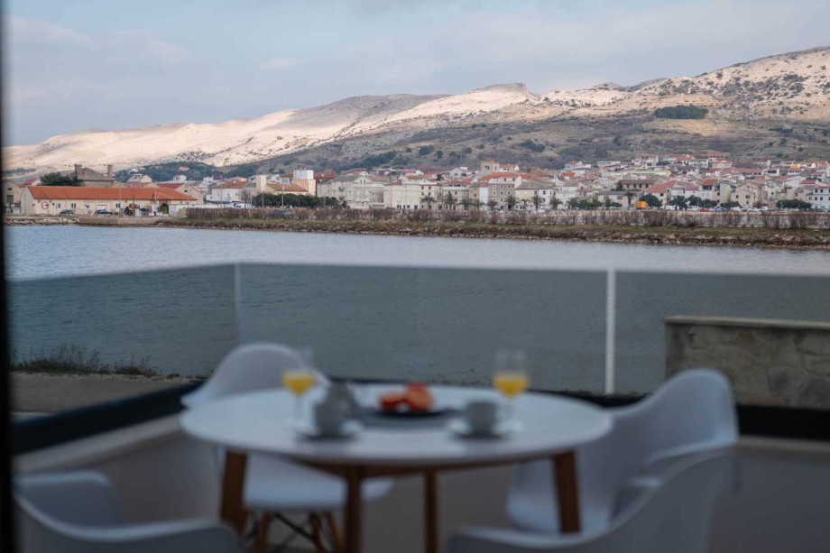 Crowonder Luxury Pag Apartments -  with Seaview Ap. A2