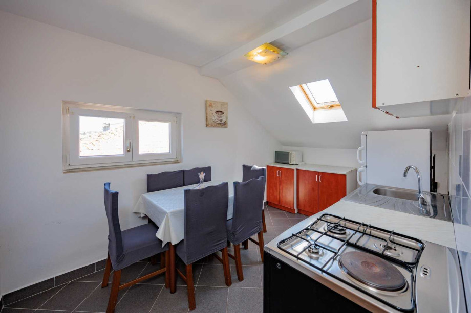 Crowonder Lucky Apartment A5  with Swimming Pool