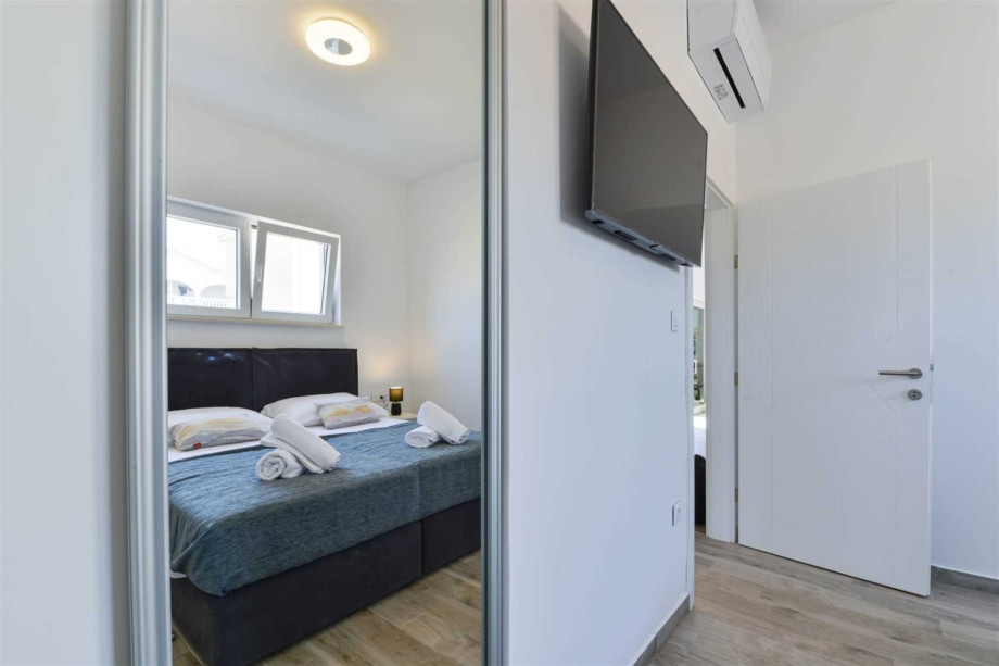 CROWONDER Vrsi Twin Villas - Villa V2 with Private Swimming Pool