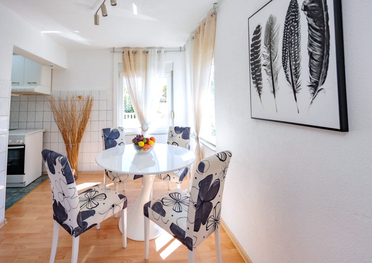 Crowonder Lucky Apartment A3 z basenem