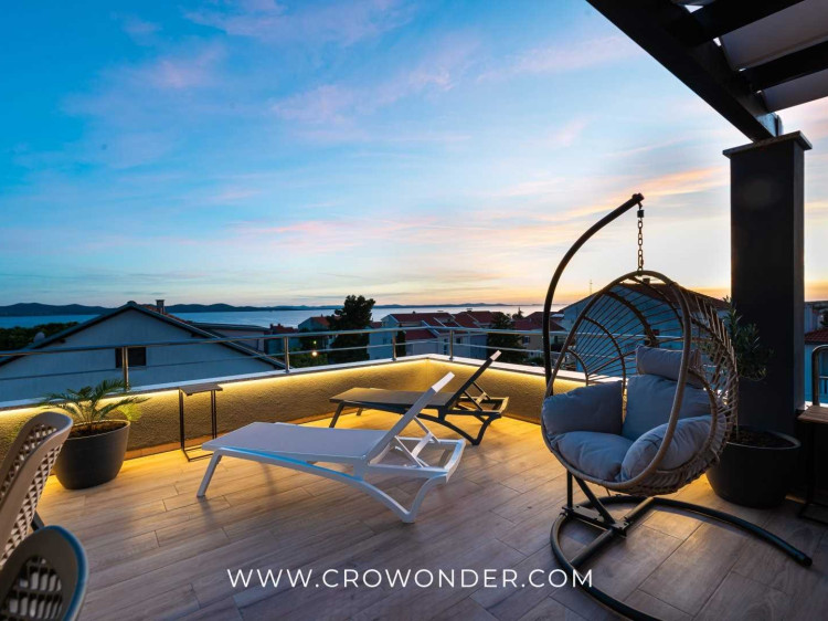 CROWONDER Zadar Villa Idassa villa with Heated Swimming Pool and Jacuzzi