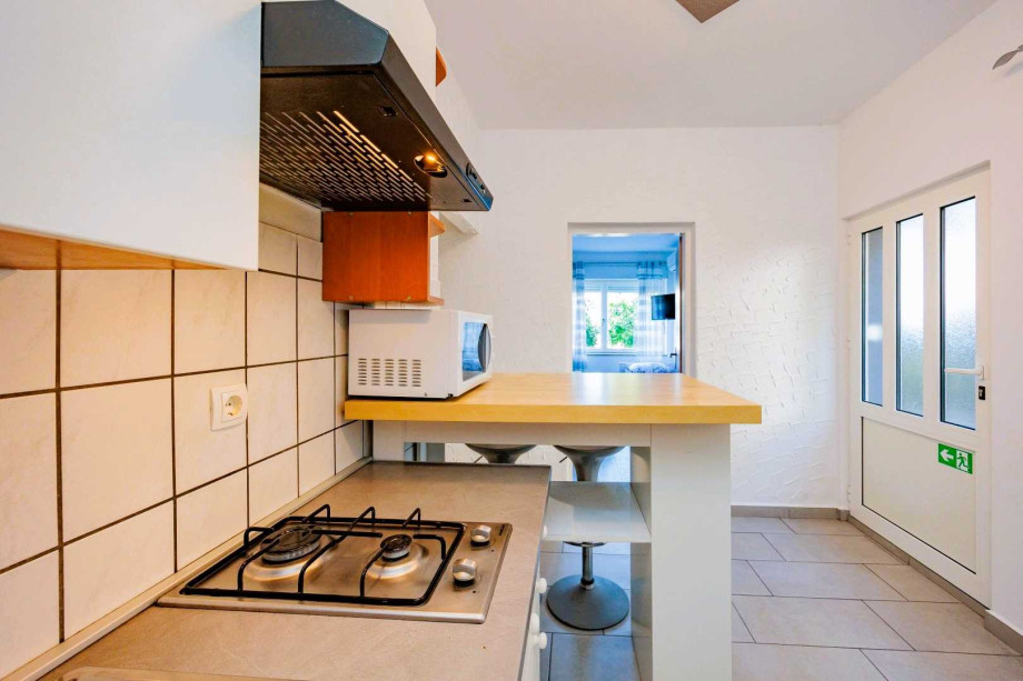 Crowonder Lucky Apartment A2 with Swimming Pool