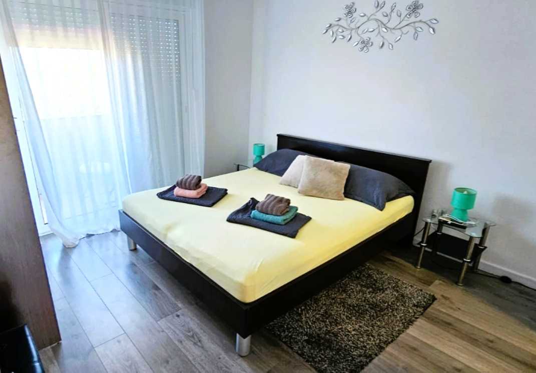 Crowonder Lucky apartman A4 s bazenom