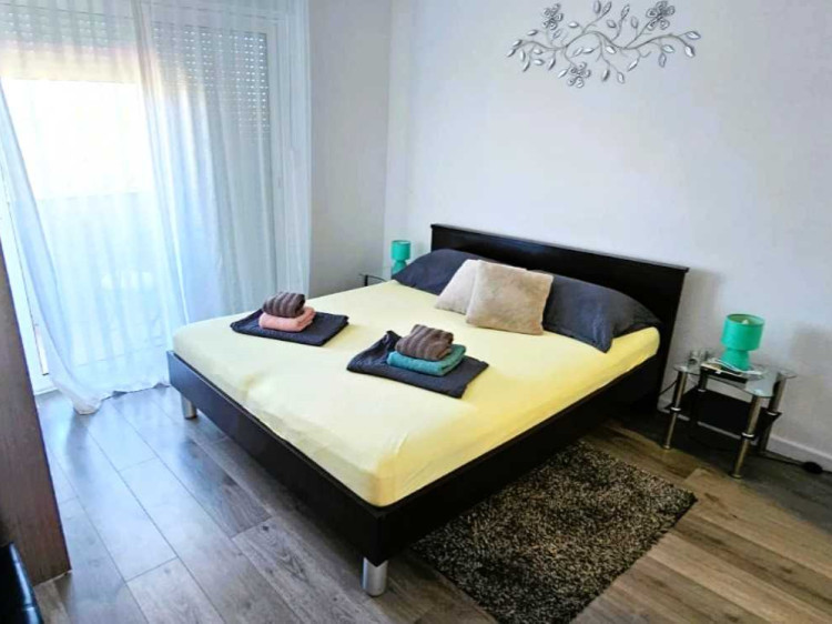Crowonder Lucky apartman A4 s bazenom