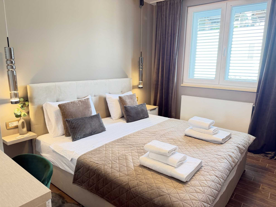 CROWONDER Zadar Villa Idassa villa with Heated Swimming Pool and Jacuzzi