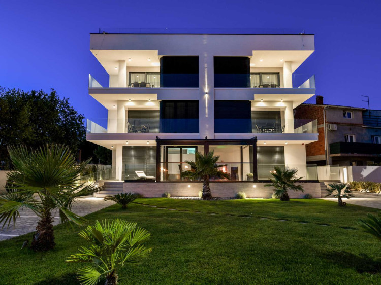 Crowonder Apartments & Rooms Oaza- Ap. A203 (2+2)