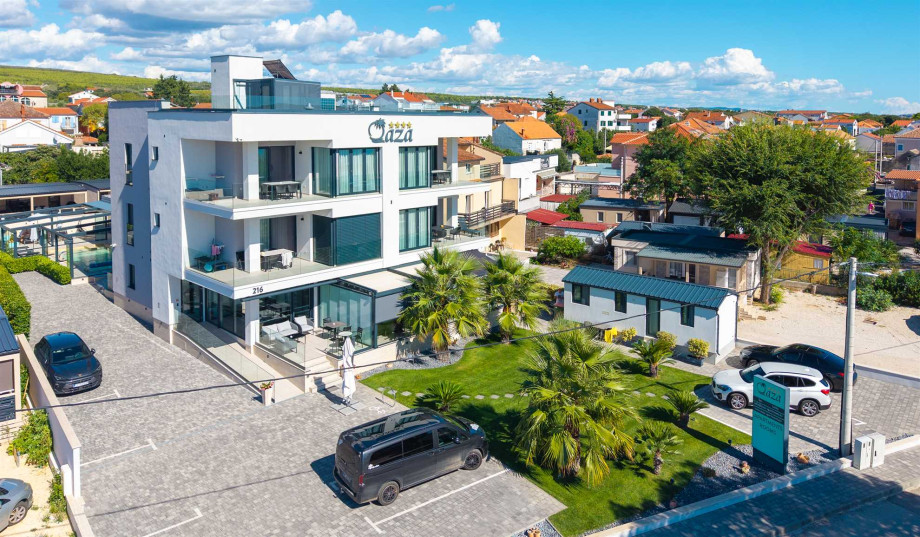 Crowonder Apartments & Rooms Oaza- Ap. A203 (2+2)